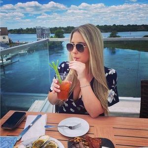 Meet your Posher, Anastasia